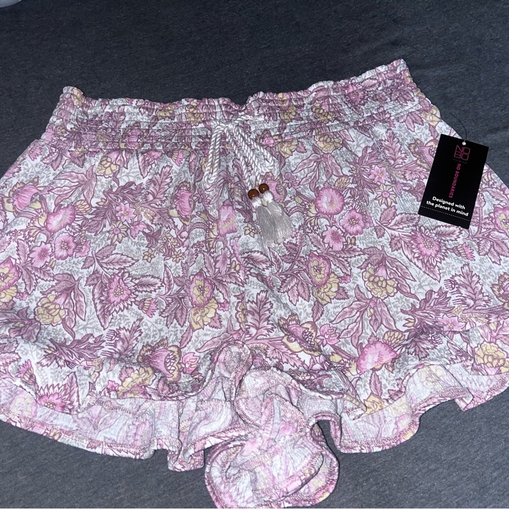 No Boundaries Pink Floral Women Shorts